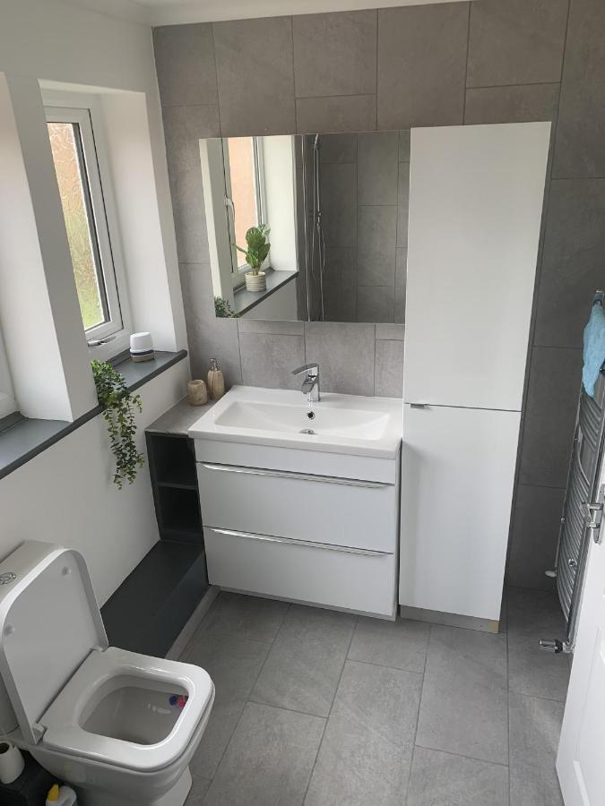 Crowthorne House, Beautiful 3 Bedroom Home For Upto 8 Guests, With Sofa Bed Cul-De-Sac With Private Driveway Nottingham Zewnętrze zdjęcie